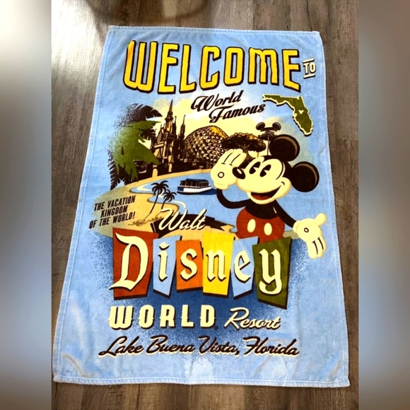ORIGINAL WALT DISNEY WORLD RESORT LAKE BUENA VISTA THROW - MICKEY MOUSE - 49x60 - Picture 1 of 4